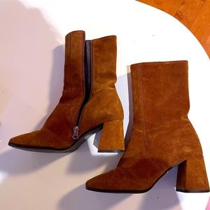 Amazing boots from l'intervalle